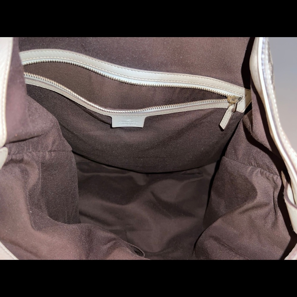 White Gucci Canvas Hobo Bag and Wallet Set - Picture 10 of 13
